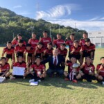 カップトーナメント優勝の岡山ジュニア 表彰式、集合写真